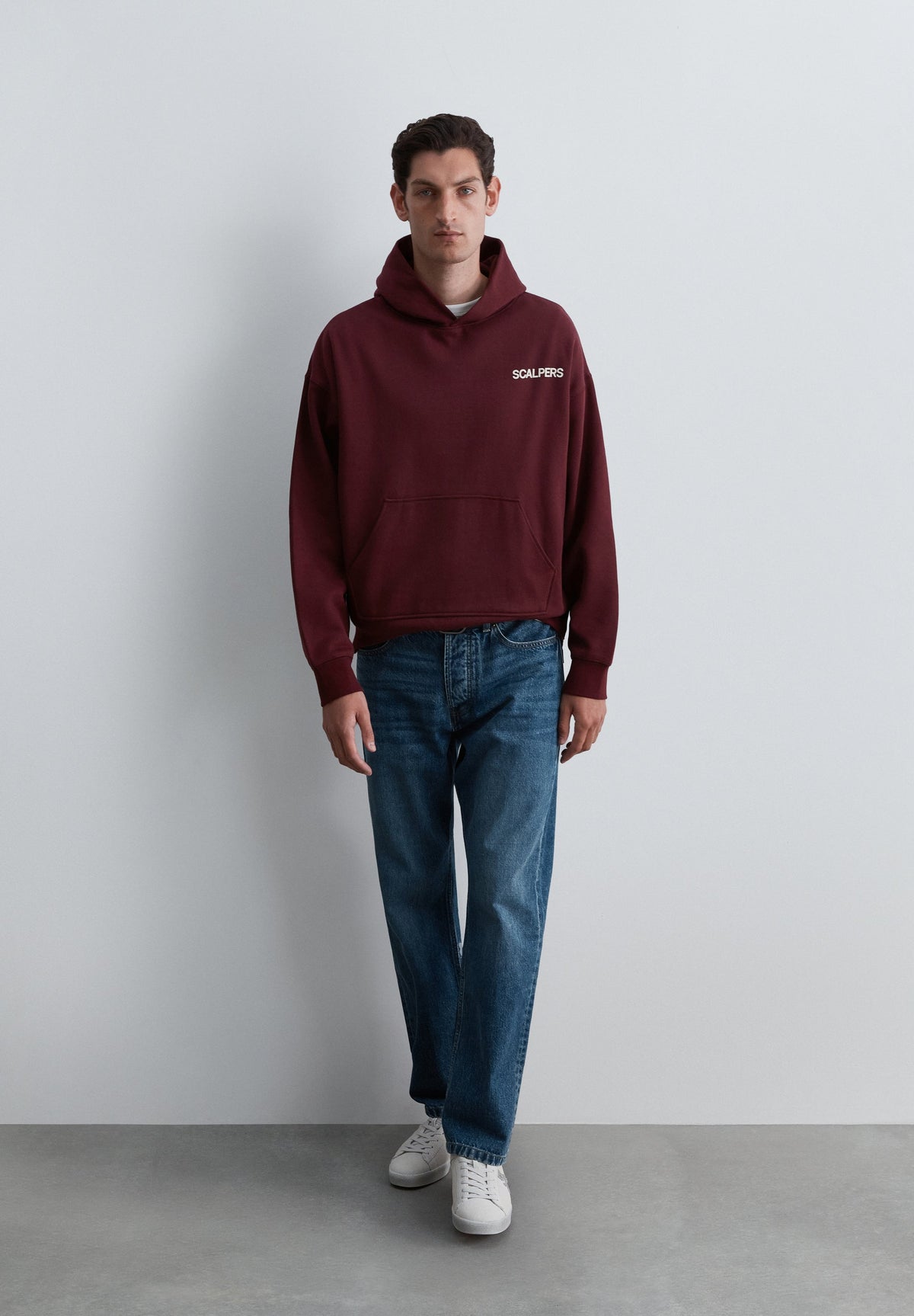SUDADERA CON CAPUCHA PRINT
