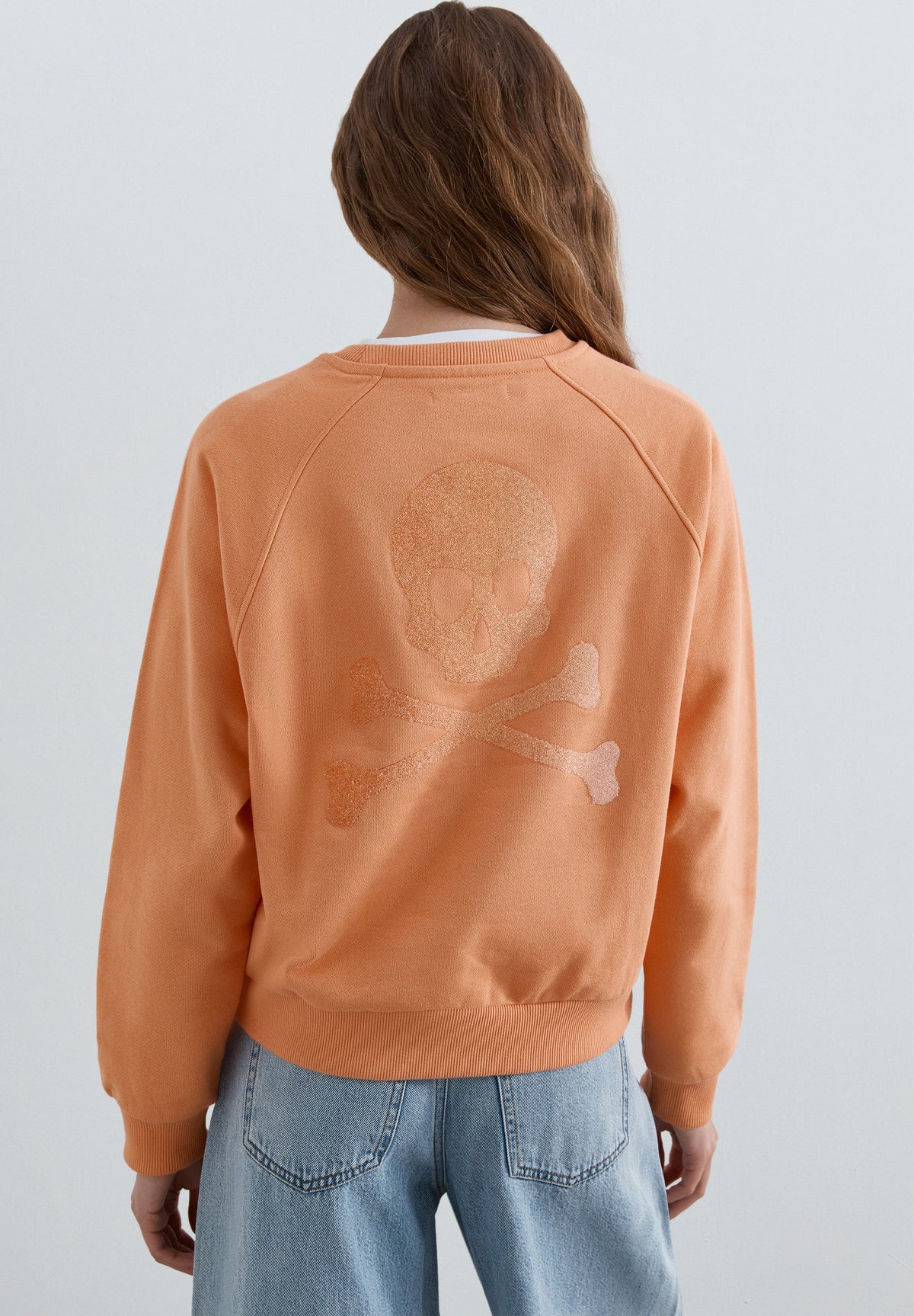 SUDADERA PRINT TRASERO GLITTER