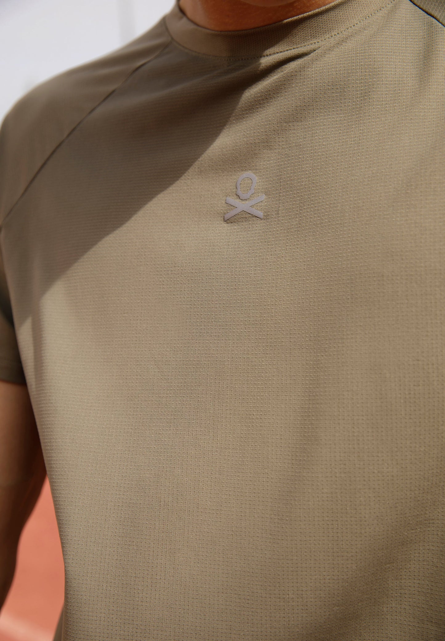 CAMISETA DEPORTIVA PANELES ADN