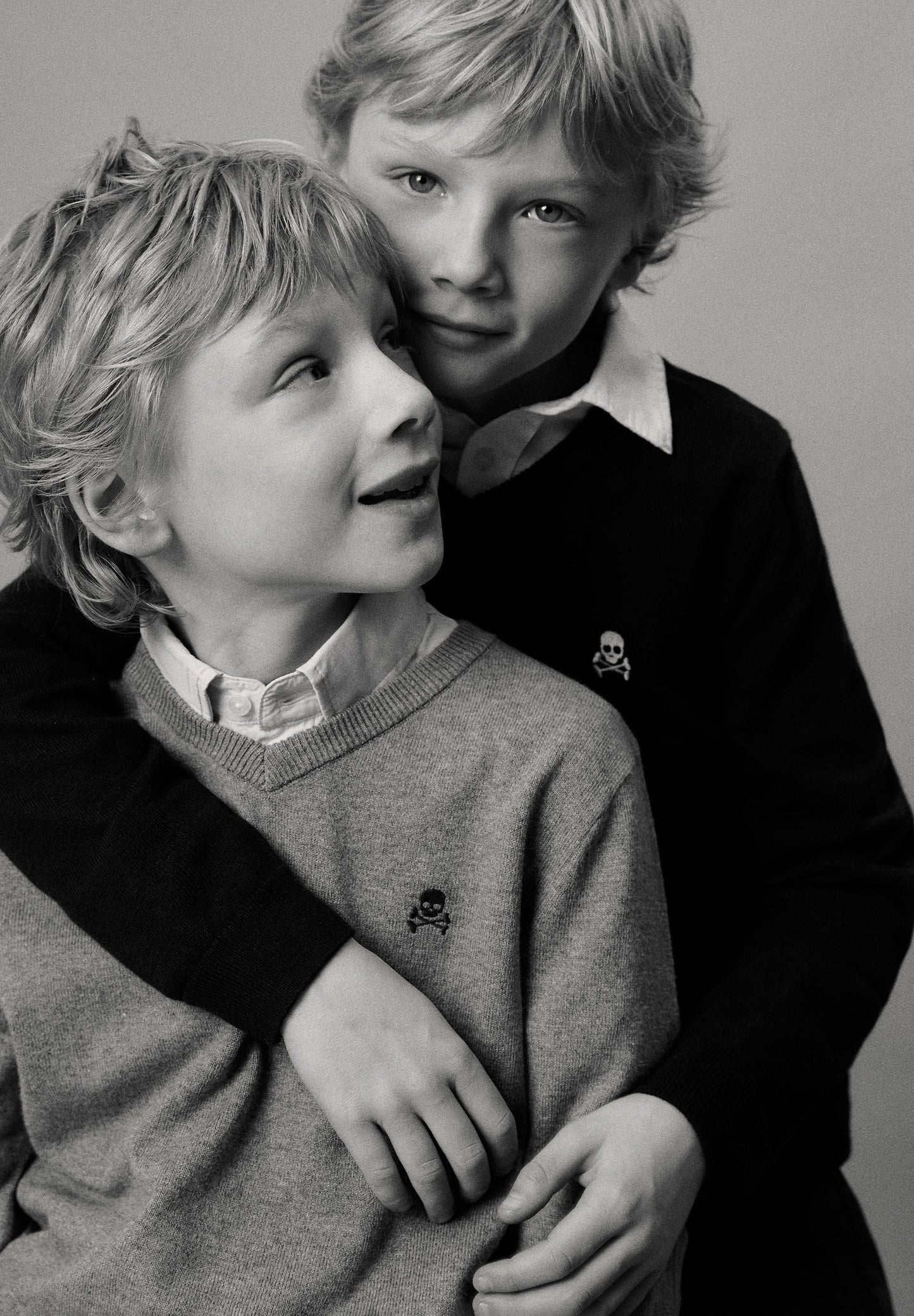 JERSEY BÁSICO BORDADO ALGODÓN