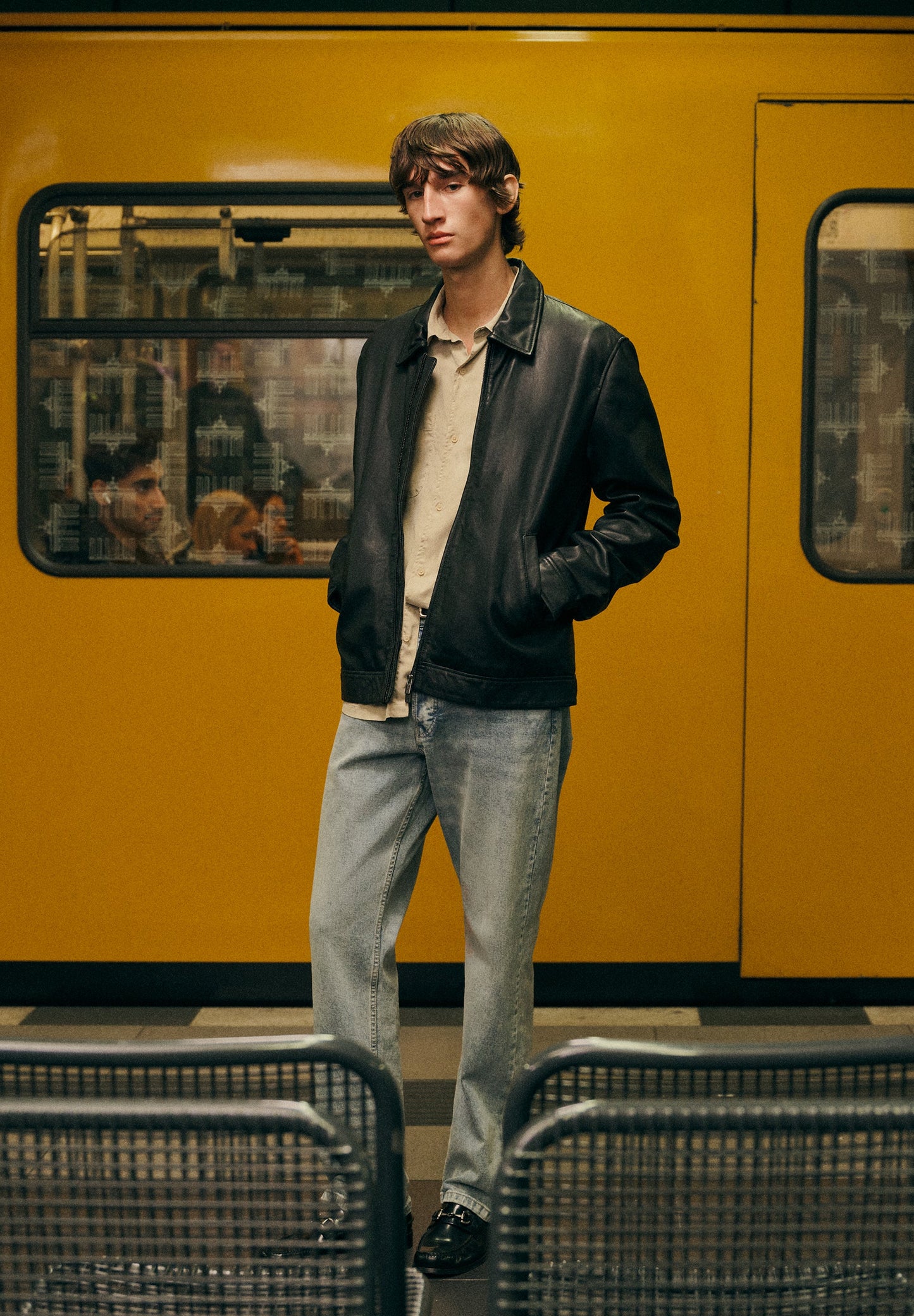 PANTALÓN VAQUERO REGULAR FIT