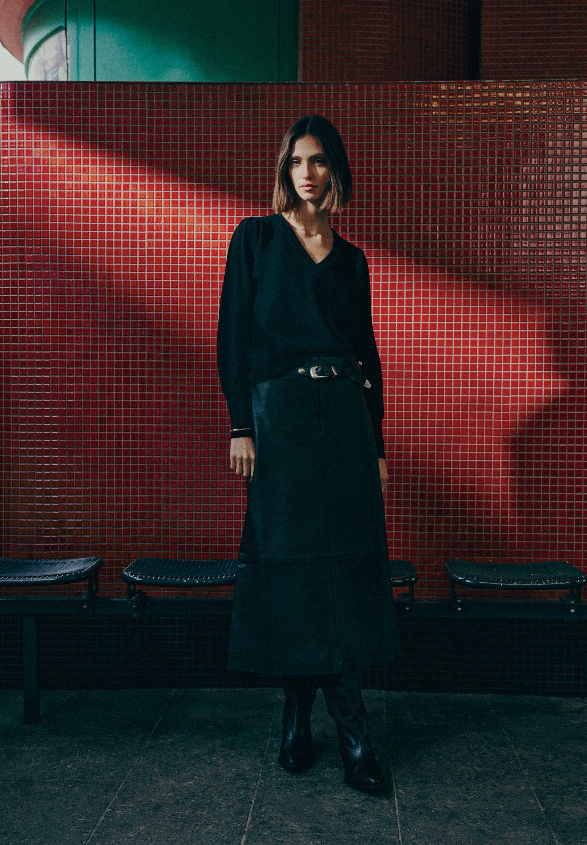FALDA MIDI PIEL