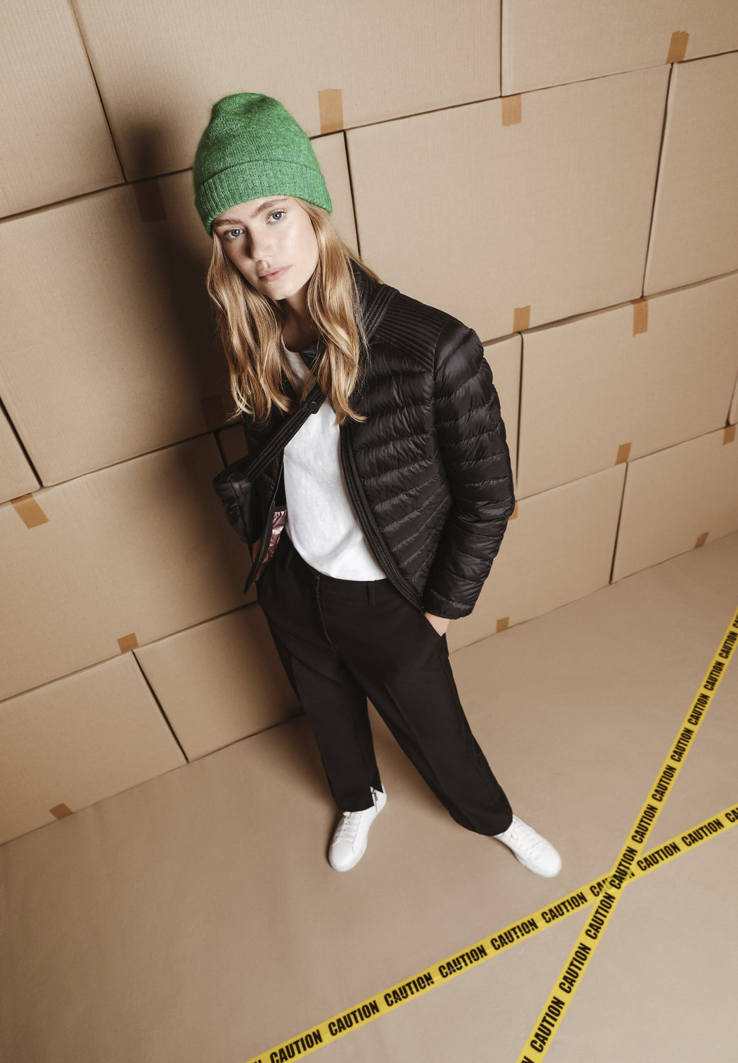 SNEAKERS BOTAS TACHAS - Scalpers