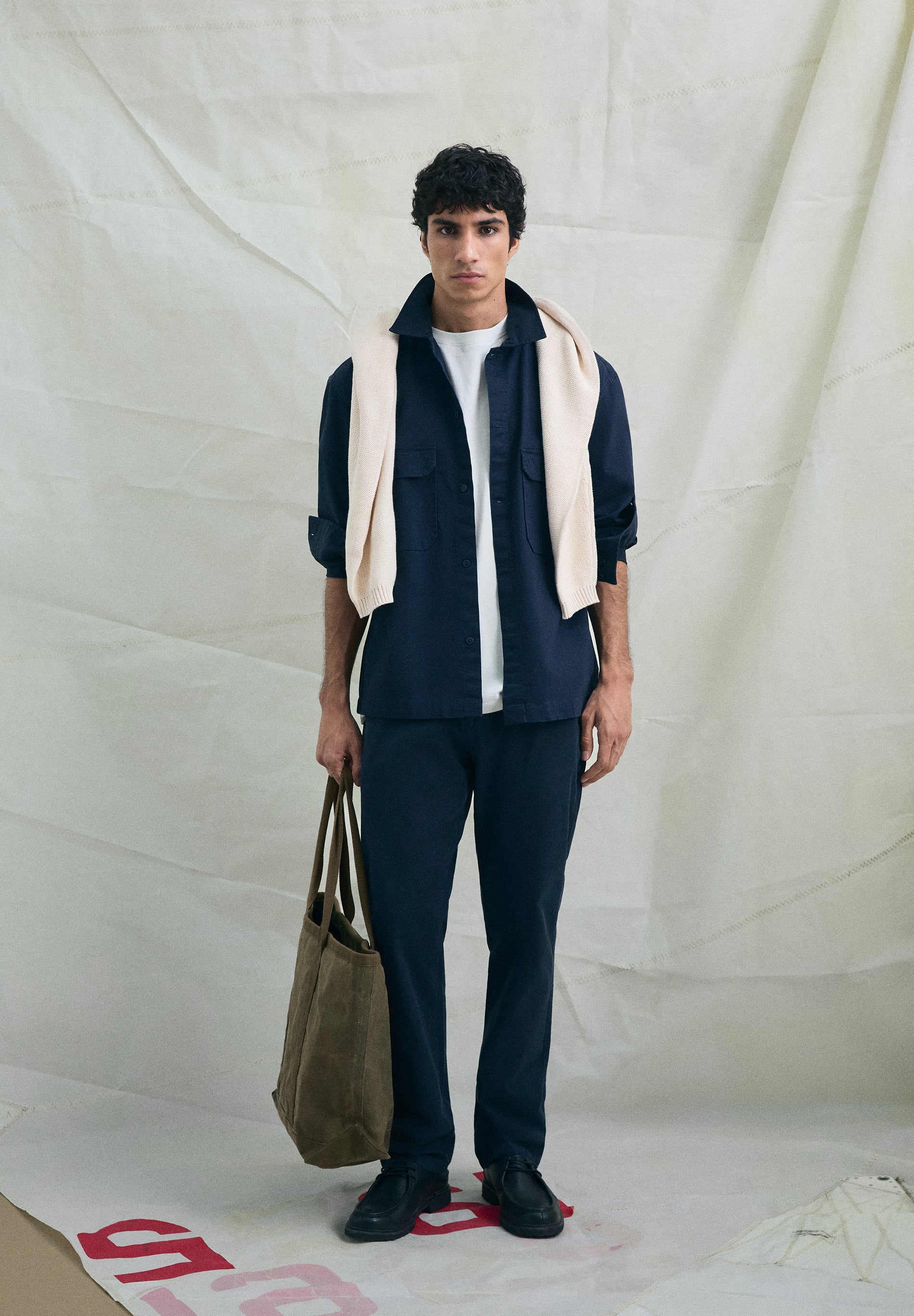 PANTALÓN VAQUERO SLIM FIT