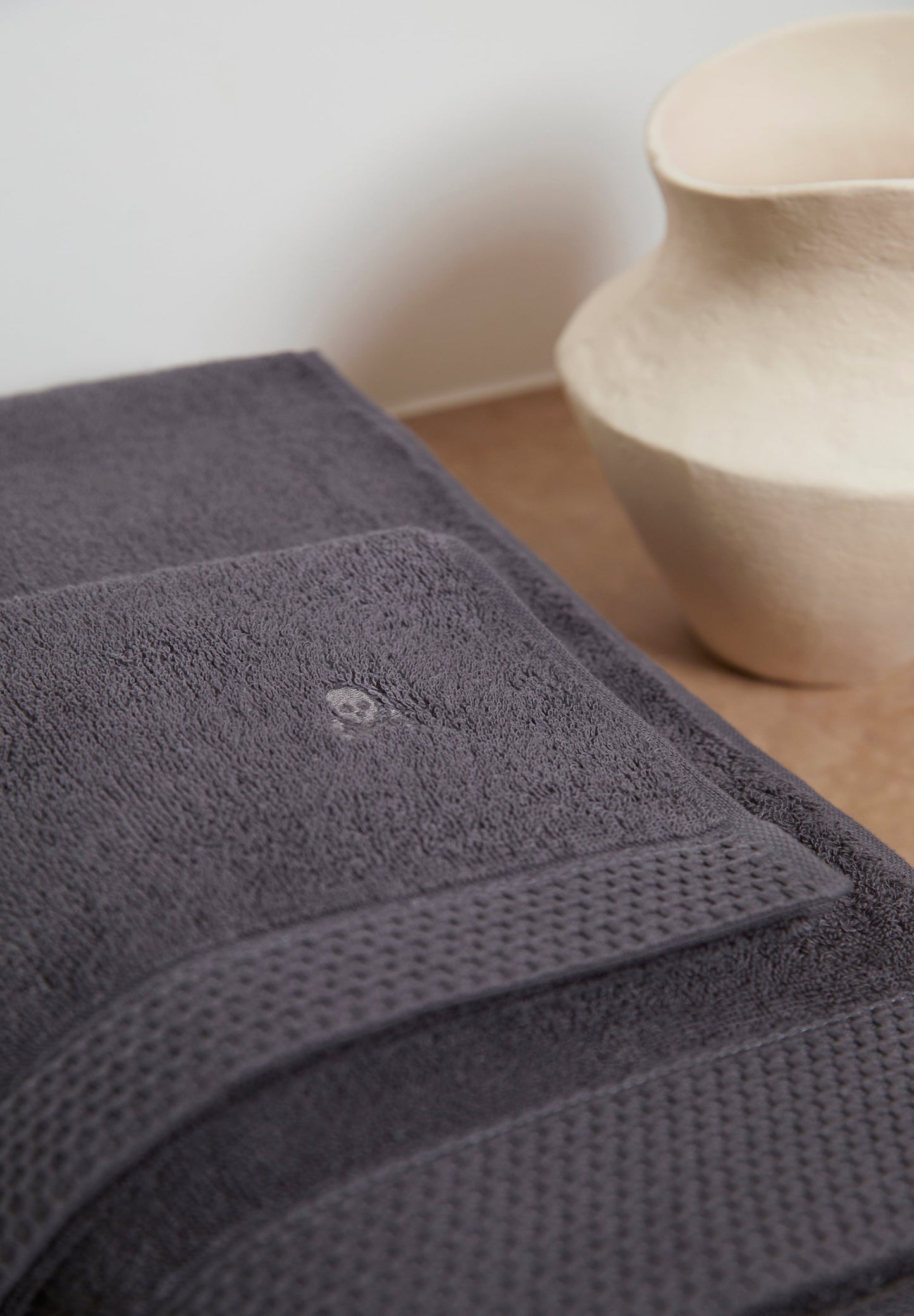 TOALLA TOCADOR CENEFA