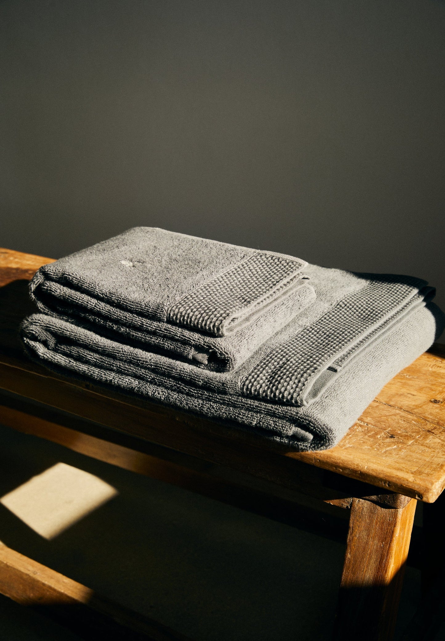 TOALLA TOCADOR CENEFA