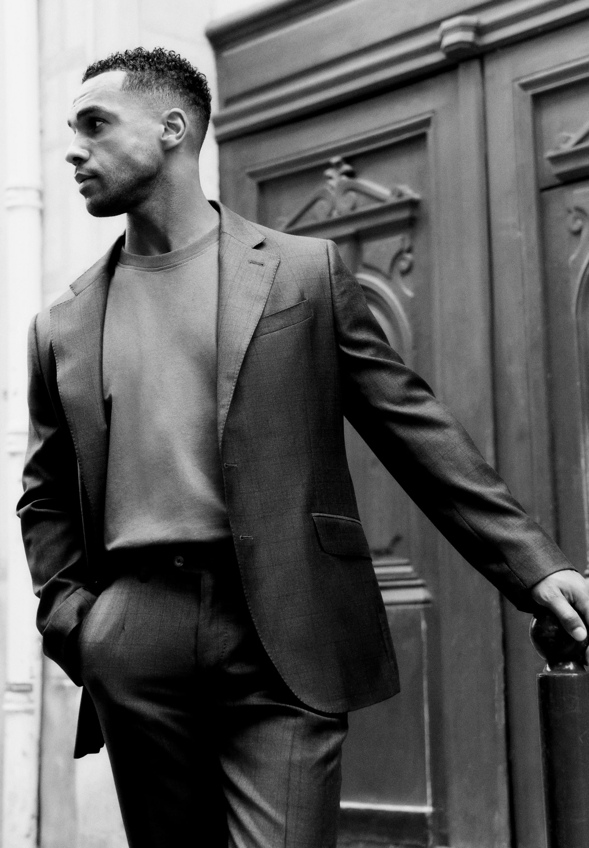 TRAJE CLÁSICO LANA GRIS