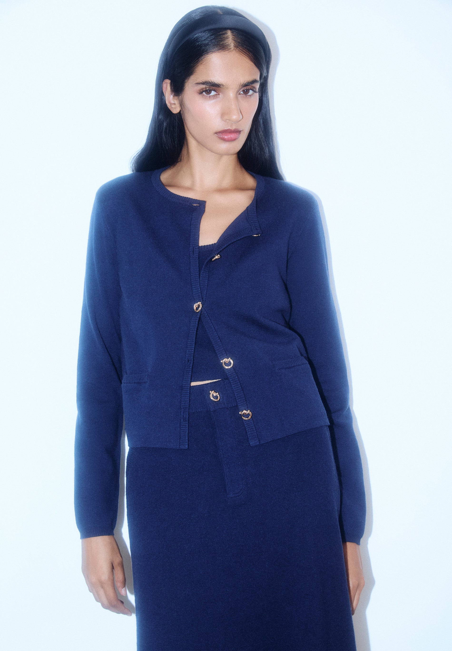 CARDIGAN BOTONES DORADOS