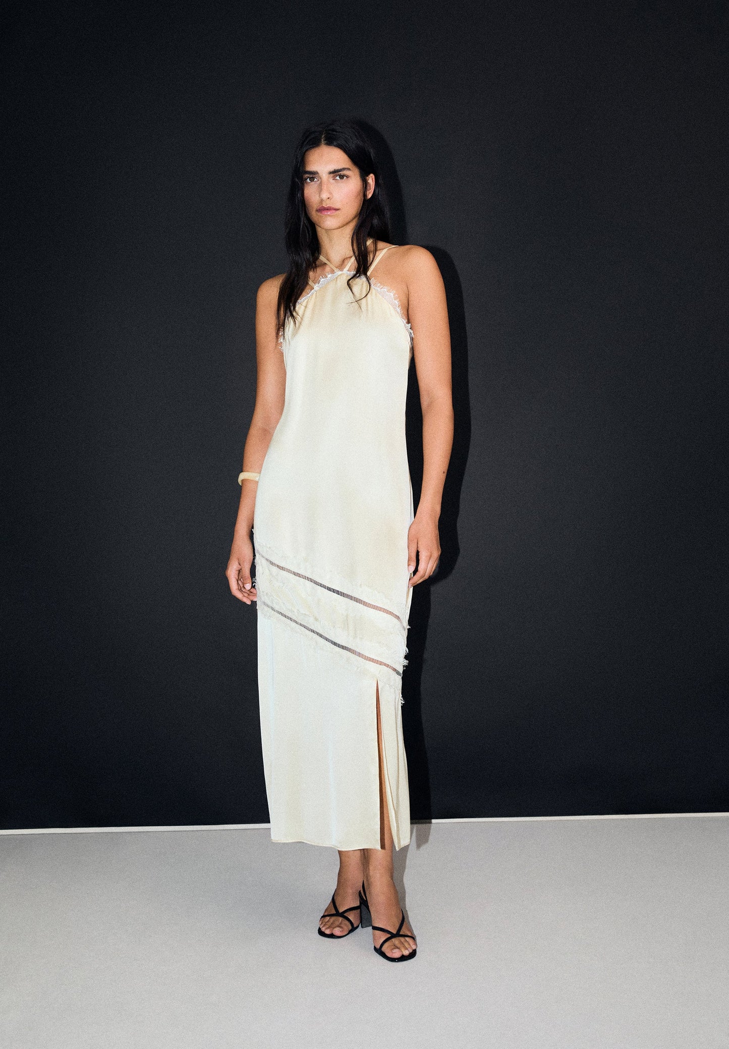 VESTIDO LENCERO SATINADO