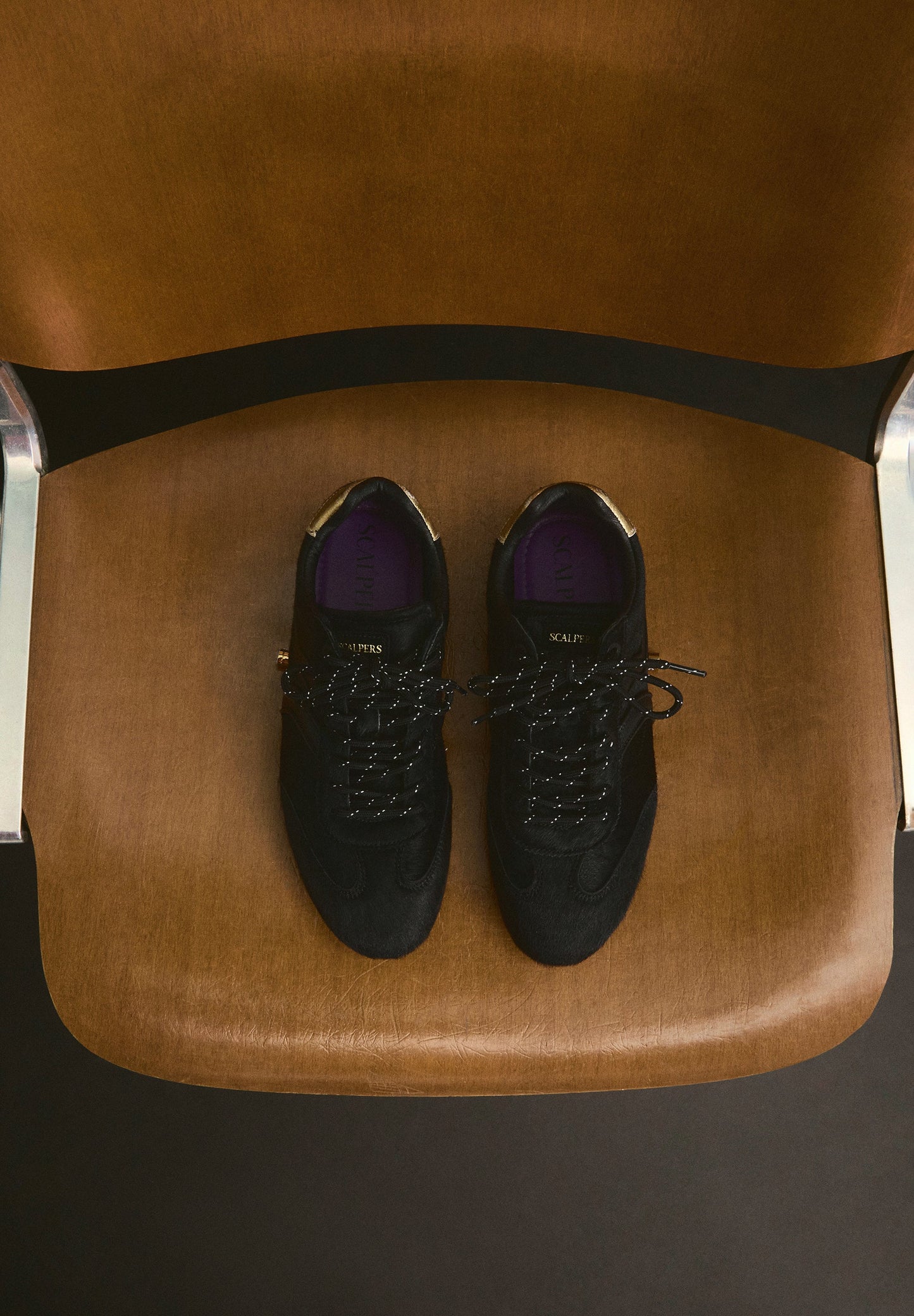 SNEAKERS PELO
