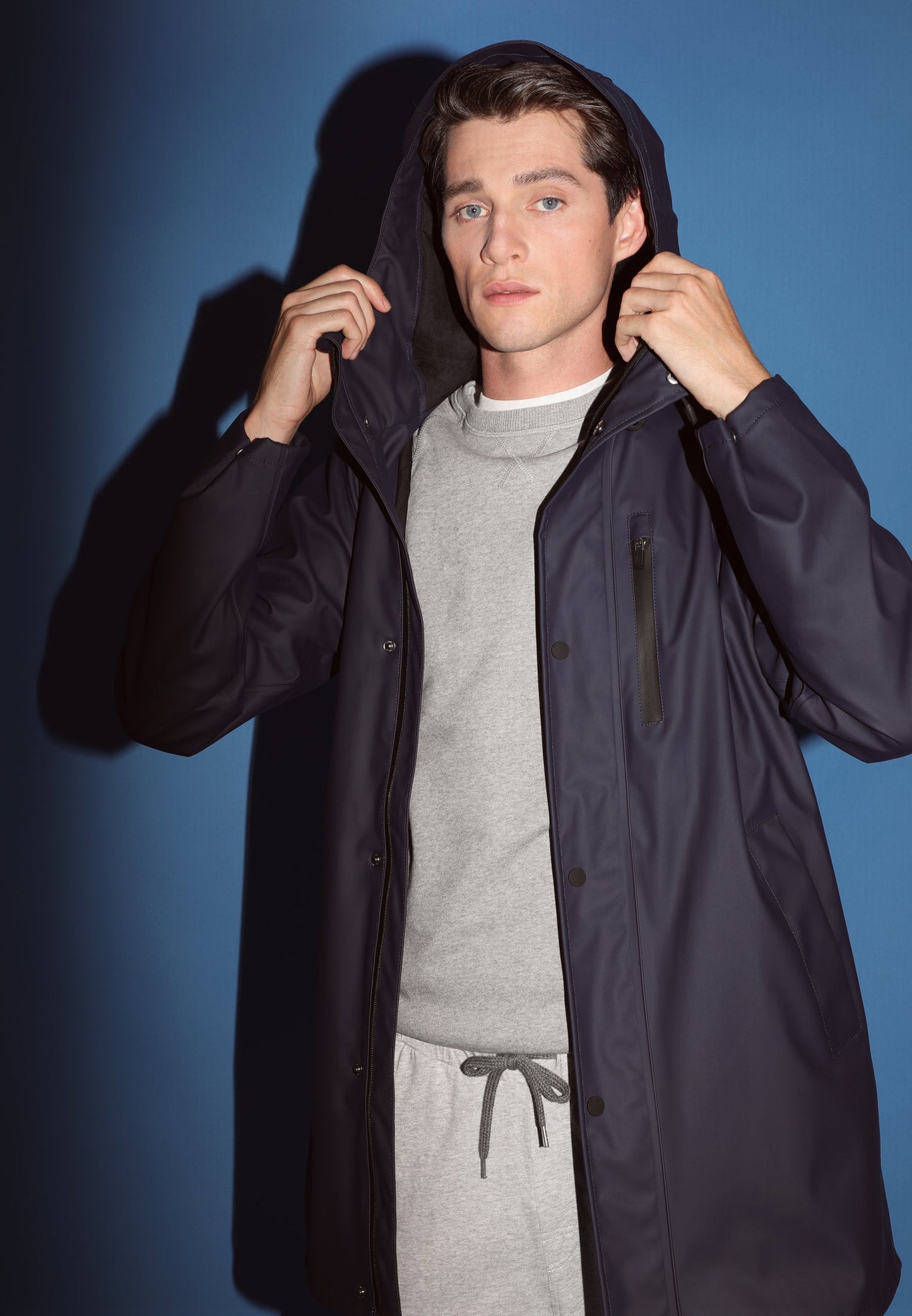 CHAQUETÓN IMPERMEABLE