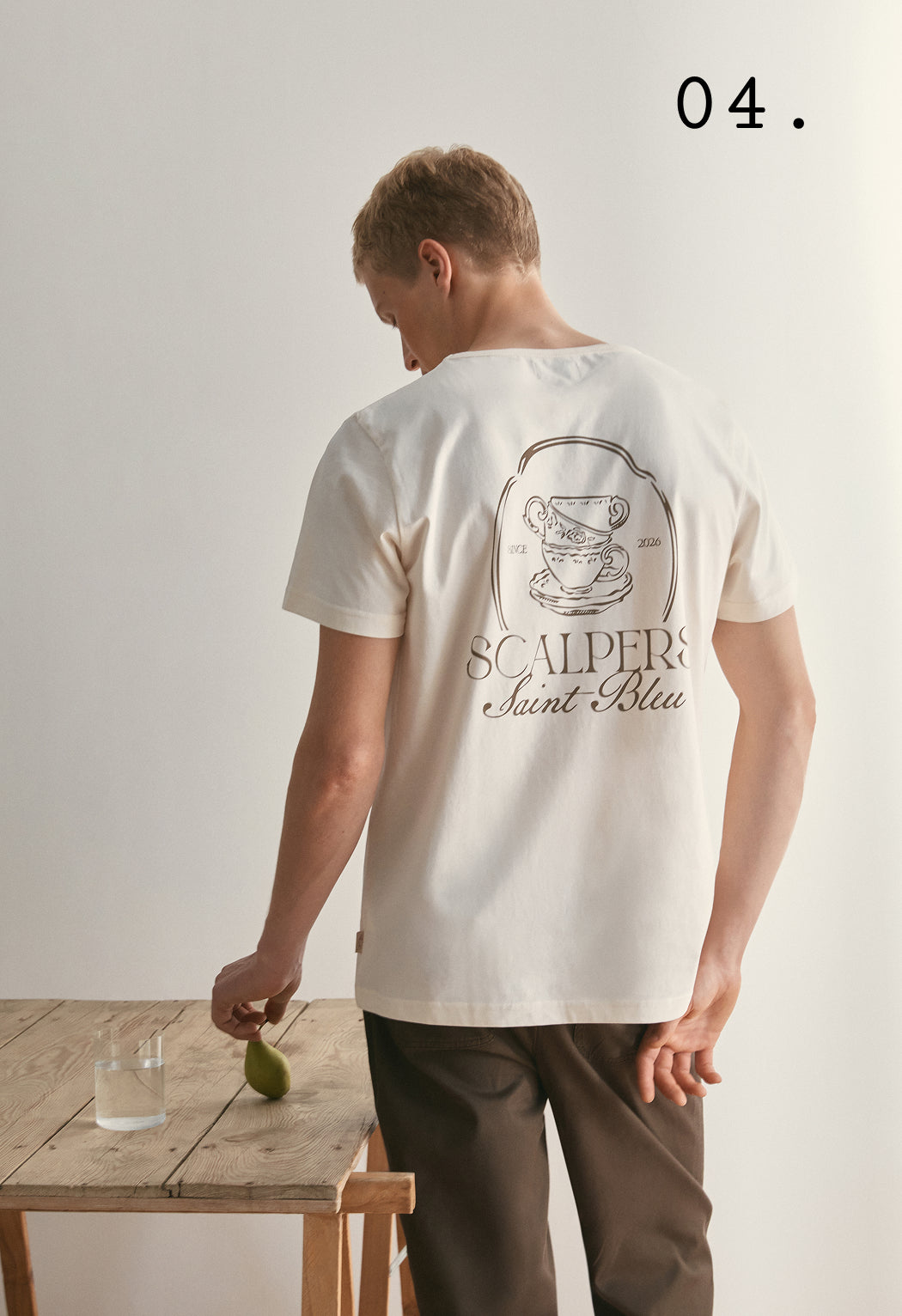 CAMISETA ESTAMPADO CONTRASTE