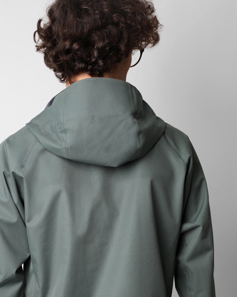 NEW WINDBREAKER KHAKI