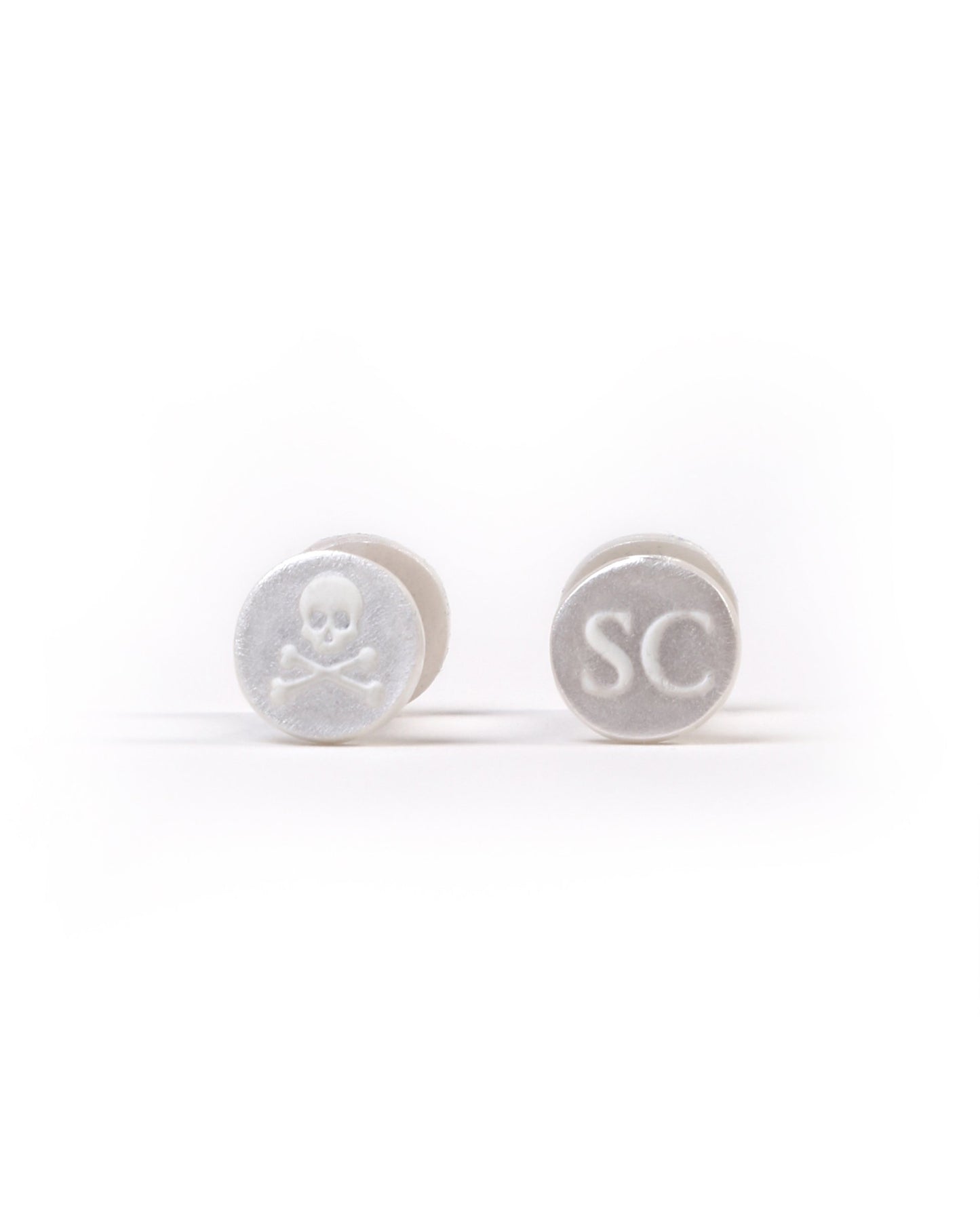 SKULL BUTTON CUFFLINK