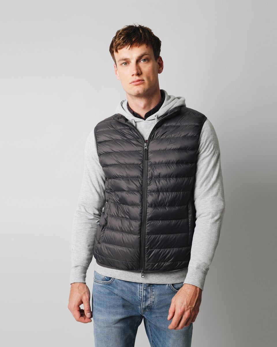 NEW GSTAAD VEST II DARK GREY