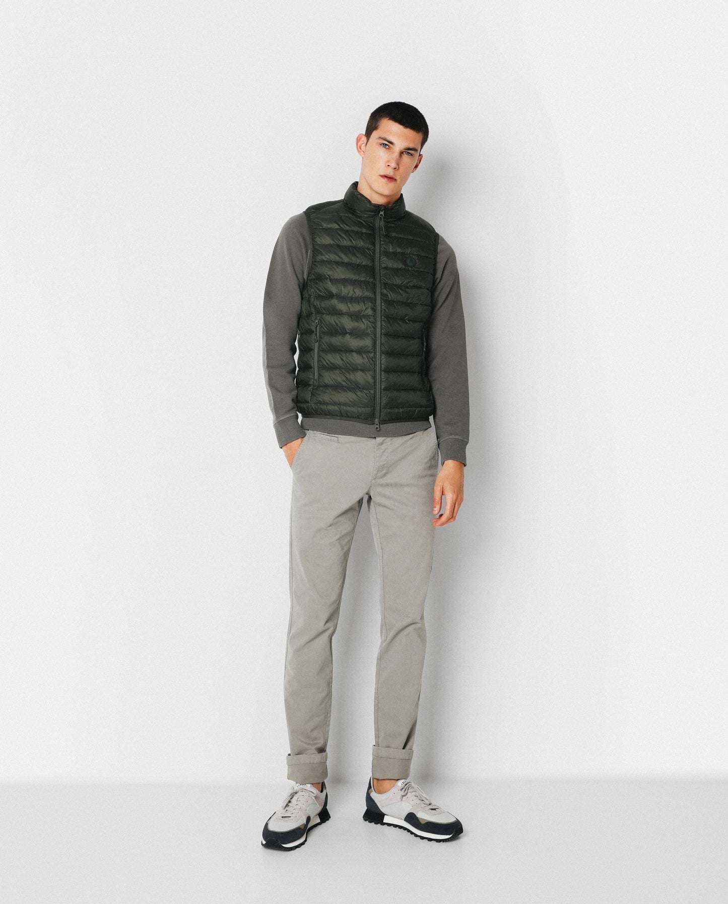 CHALECO ACOLCHADO LOGO CALAVERA