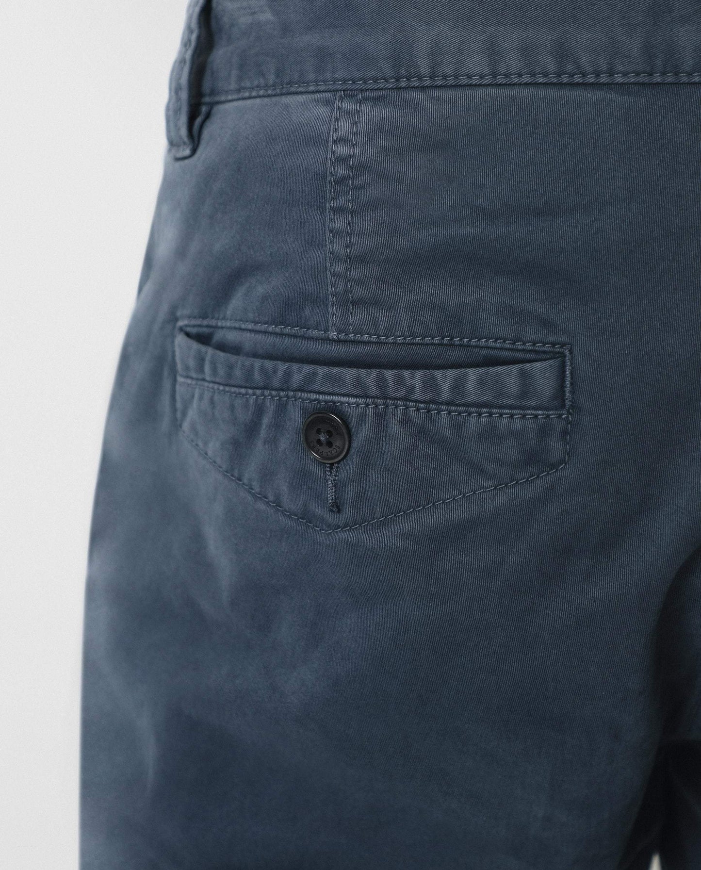 PANTALÓN CHINO BÁSICO