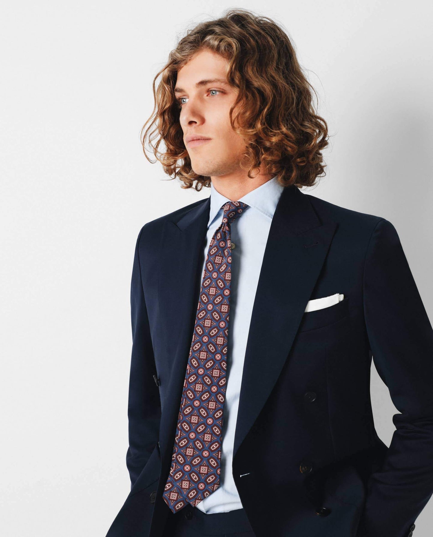 TRAJE ICON CRUZADO