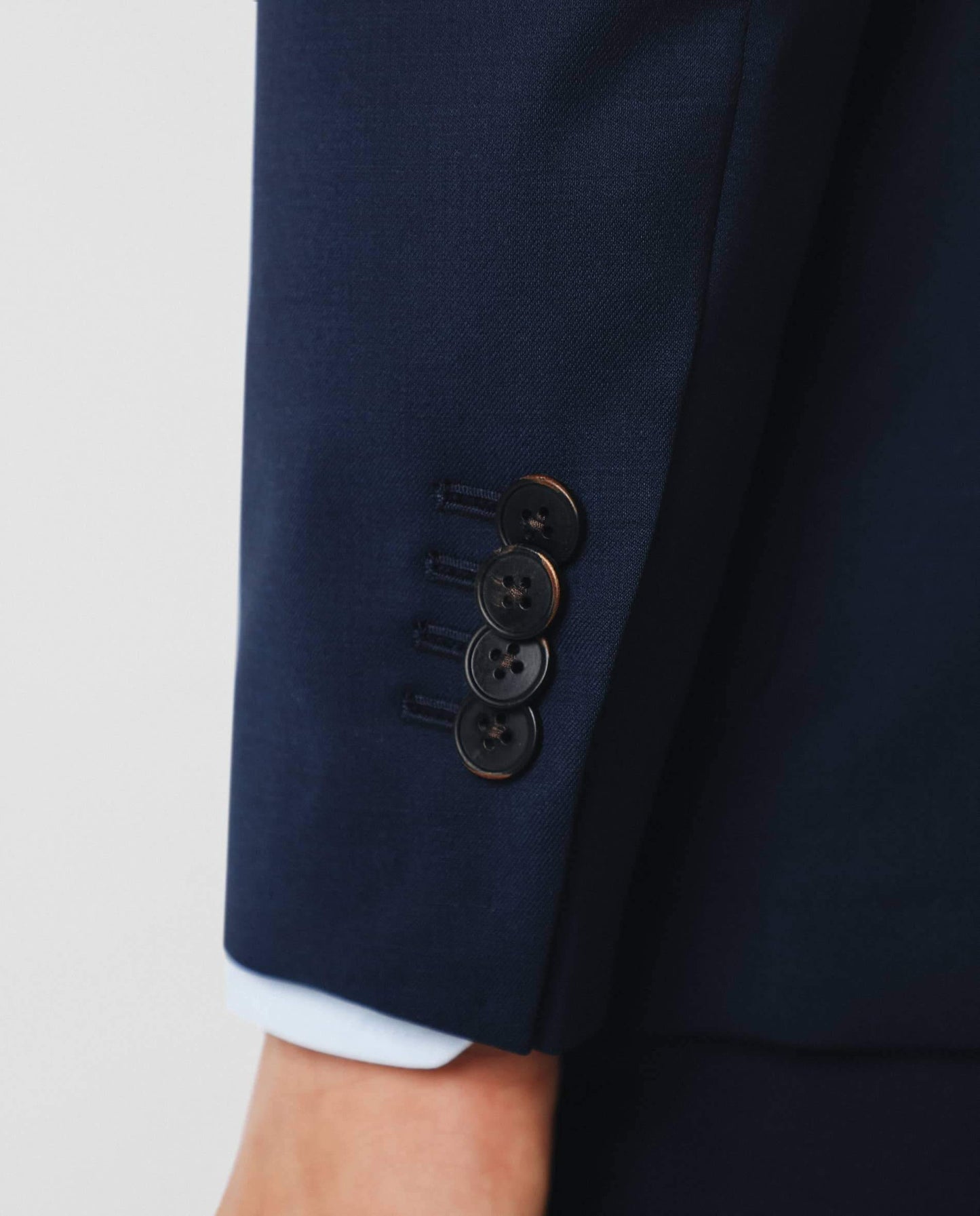 TRAJE ICON CRUZADO