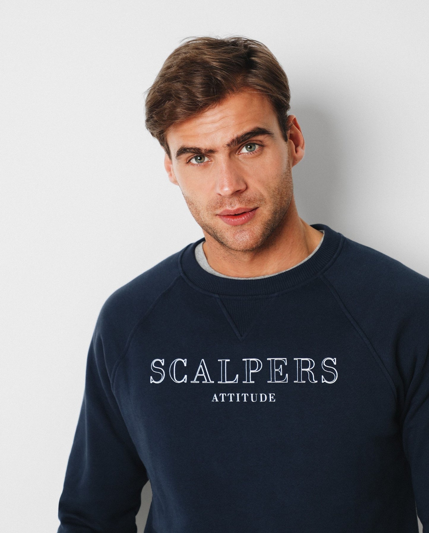 SUDADERA DETALLE RIB CUELLO