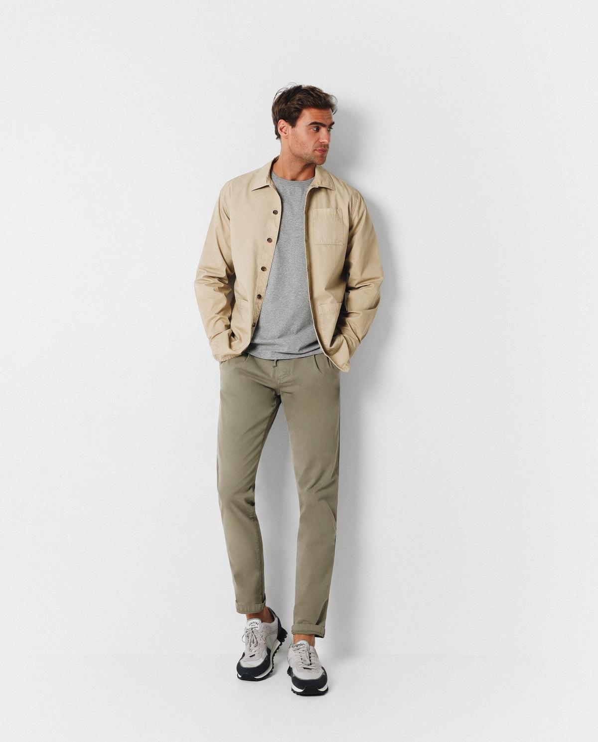 SOBRECAMISA BOLSILLOS