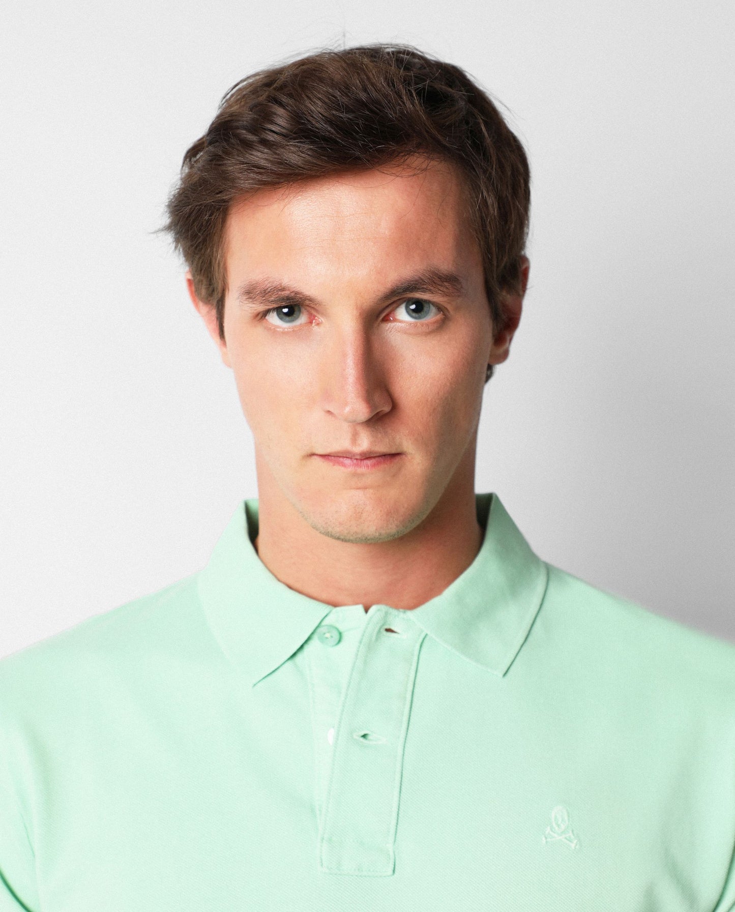 POLO BÁSICO CALAVERA